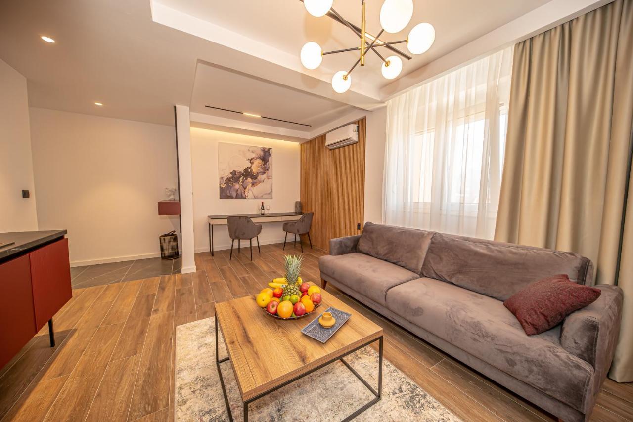 N&N Lux Guest House バール エクステリア 写真